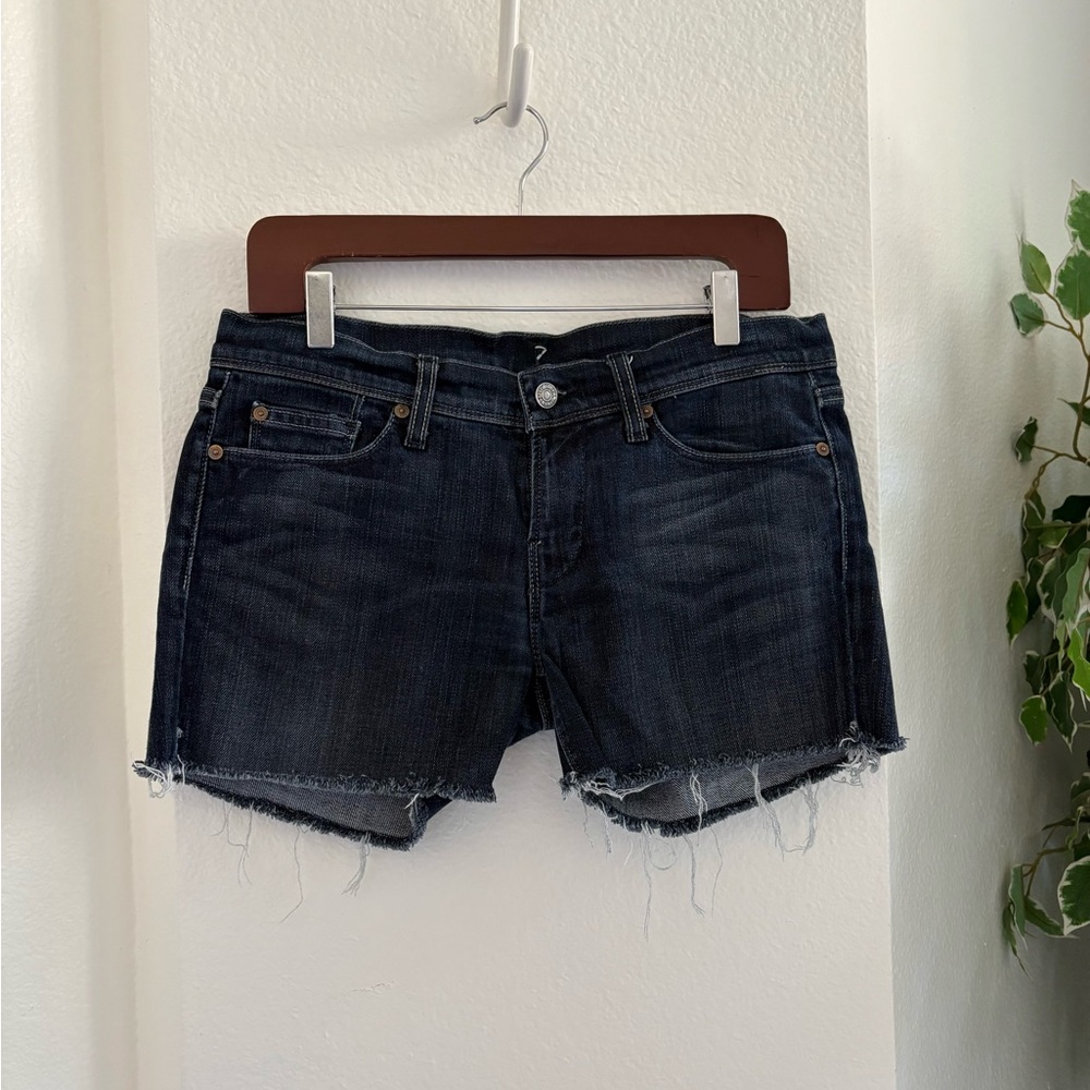 7 For All Mankind MIA Cut Off
Jean Shorts